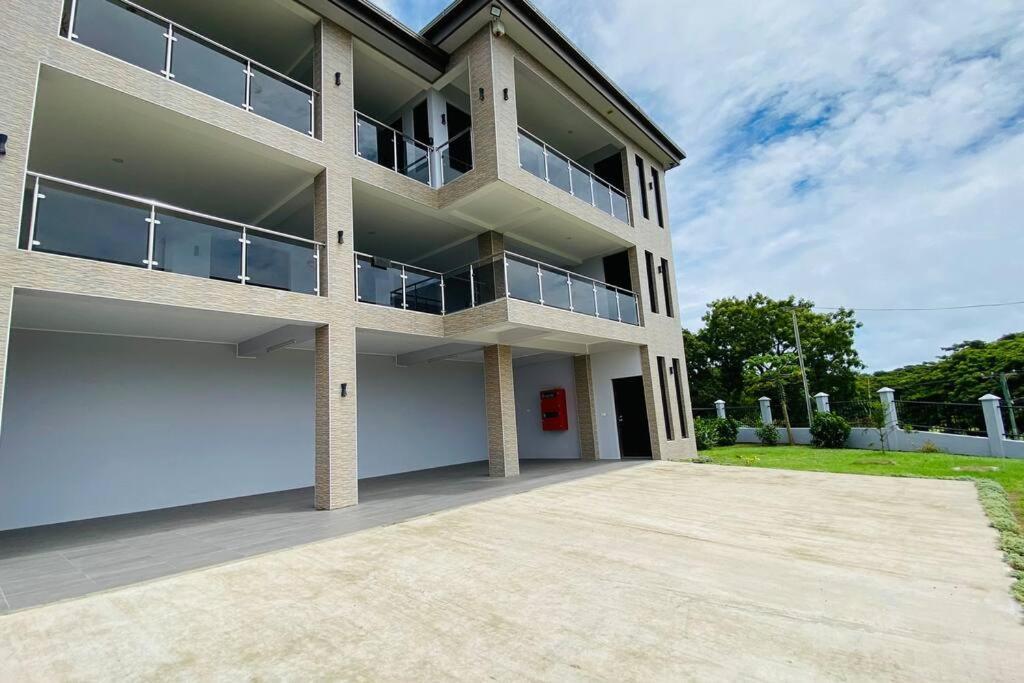 Lovely 4-Bedroom Holiday Home With Free Parking. Lautoka Exterior photo